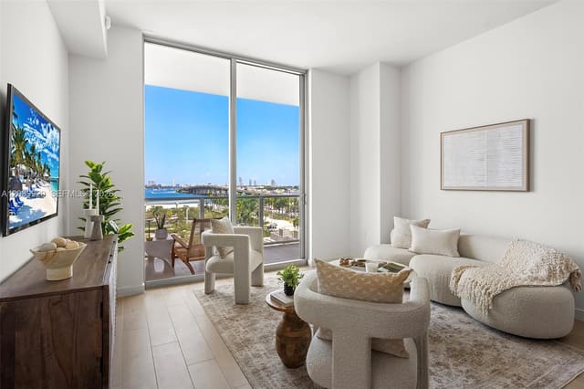 1400 Biscayne Boulevard 609, Miami, FL 33132