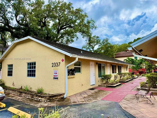 2337 SW 17th Avenue 3, Fort Lauderdale, FL 33315