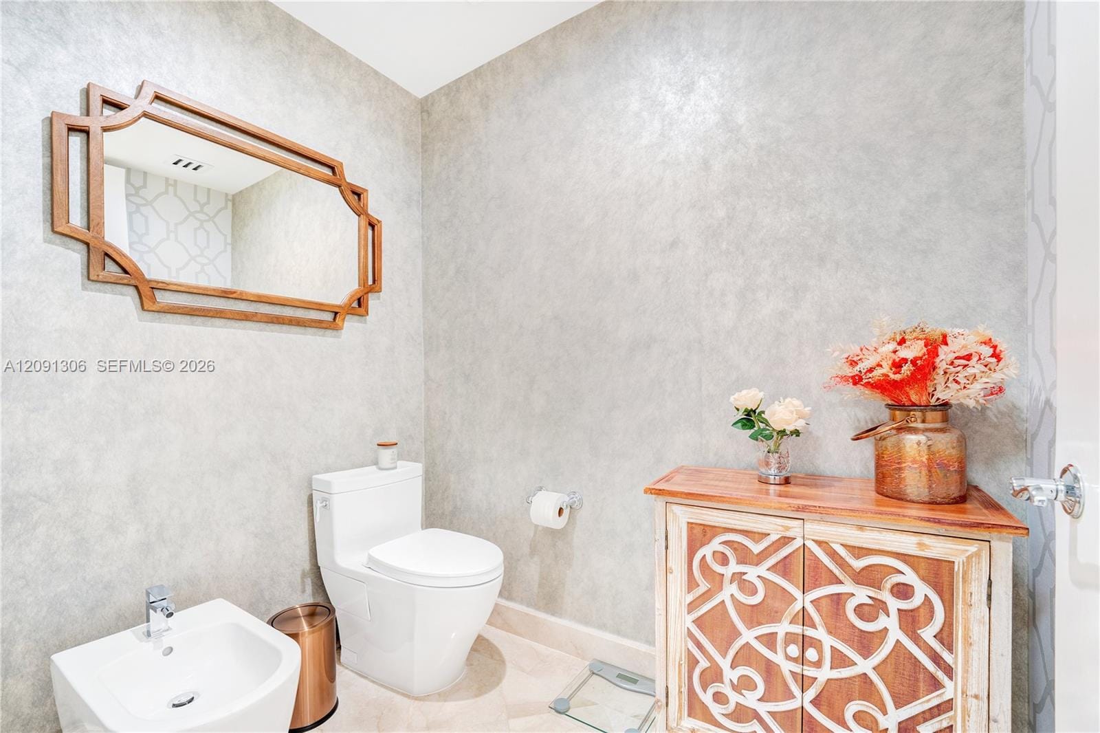 100 S Pointe Drive 2403, Miami Beach, FL 33139 photo 22