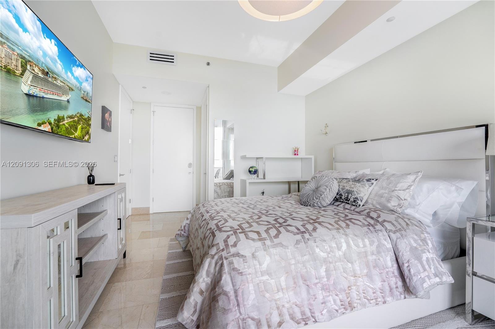 100 S Pointe Drive 2403, Miami Beach, FL 33139 photo 24