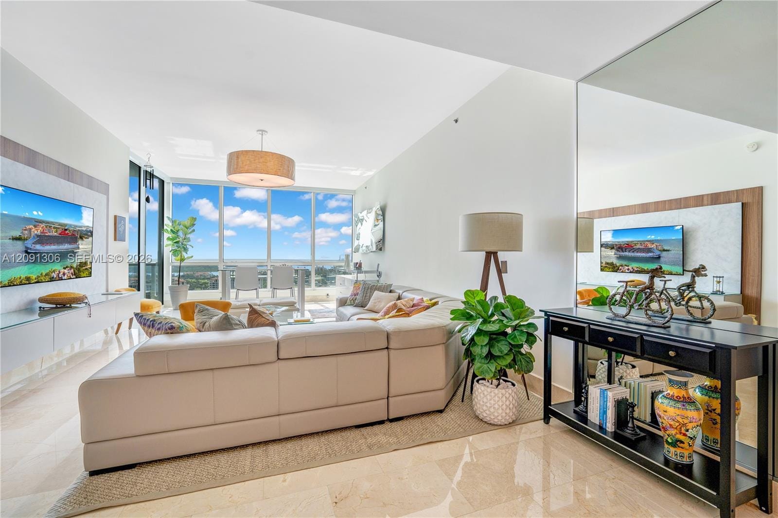 100 S Pointe Drive 2403, Miami Beach, FL 33139 photo 8