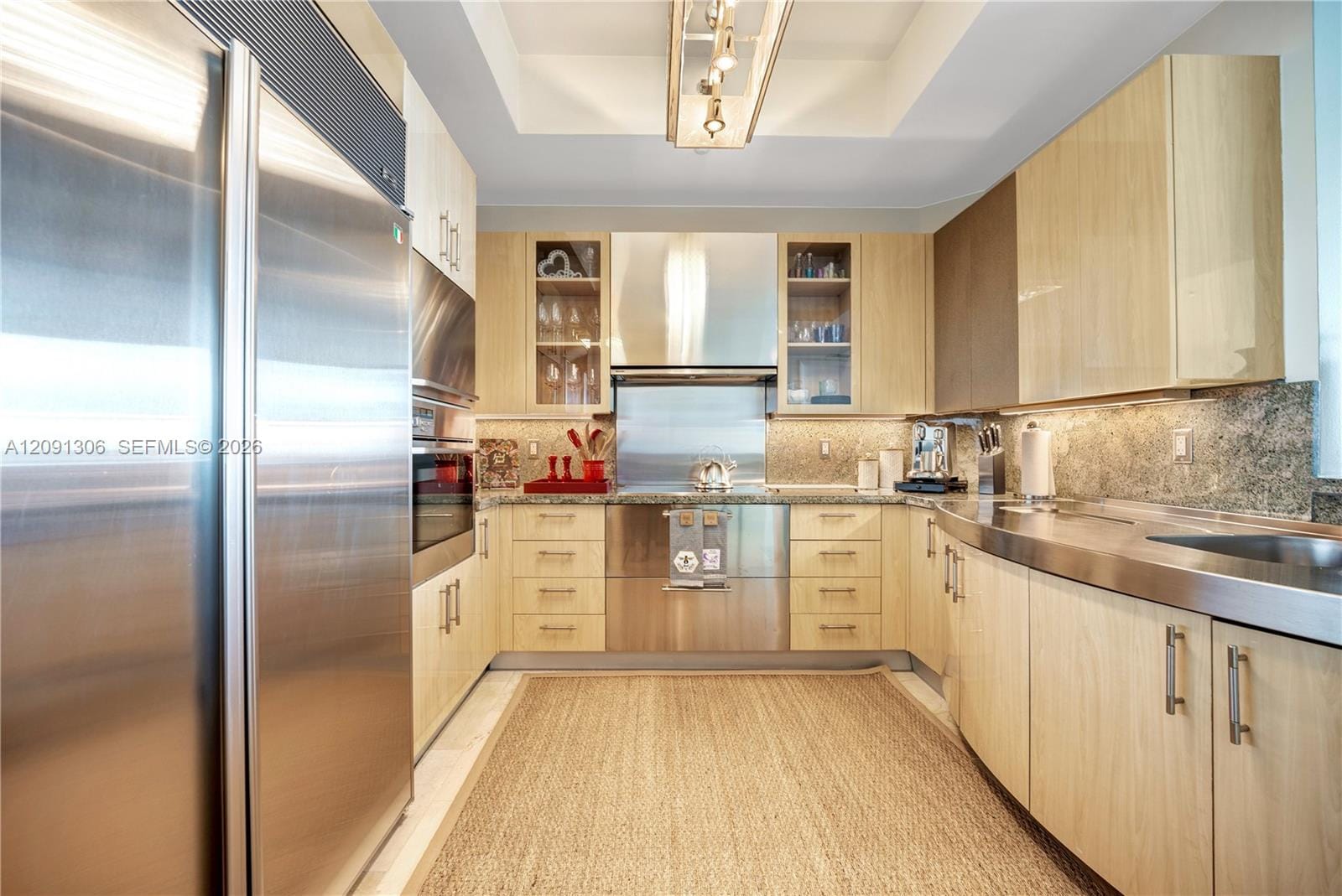 100 S Pointe Drive 2403, Miami Beach, FL 33139 photo 9