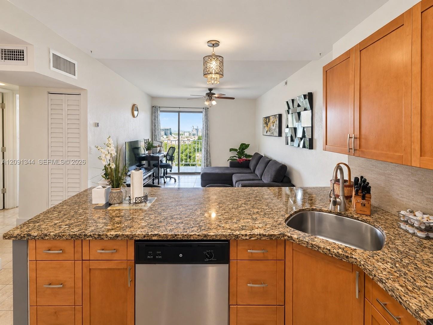 4550 NW 9th Street 901E — photo 3