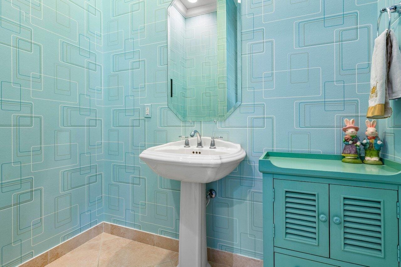 9468 MCANEENY Court — photo 6