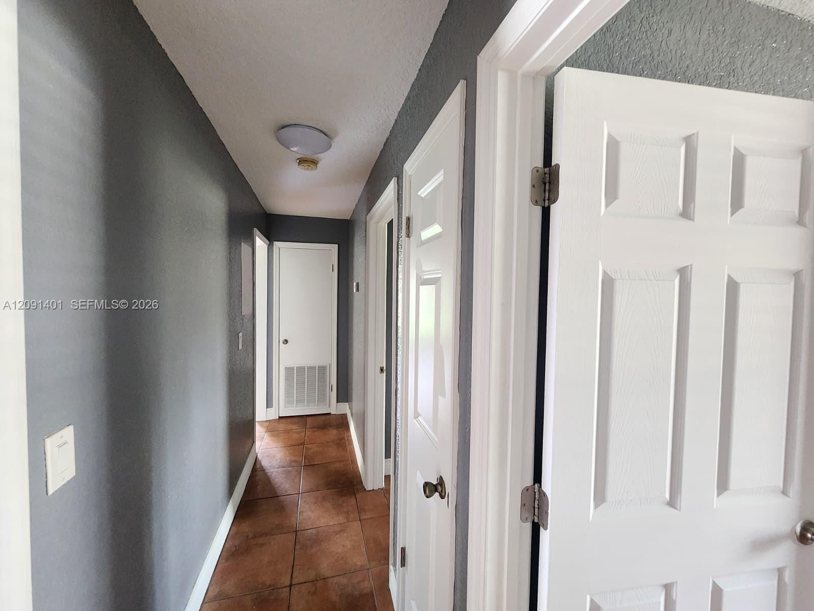 416 Banyon Tree Circle 108, FL 32751 photo 4