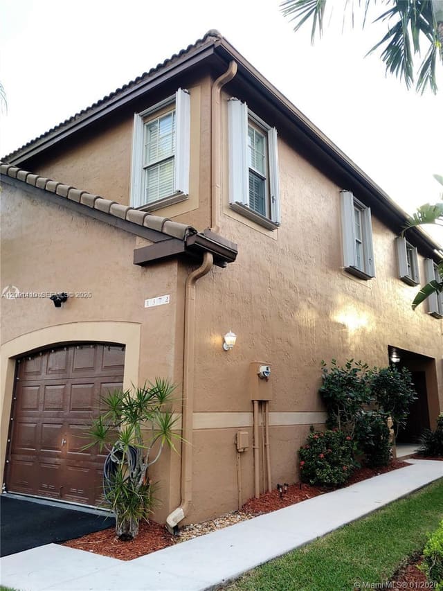 1372 Veracruz Lane 6-7, Weston, FL 33327
