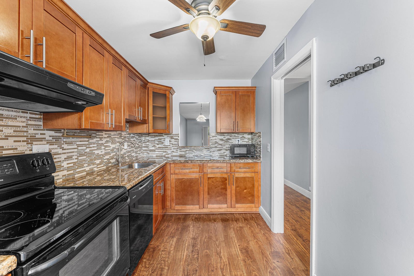 139 SPARROW Drive 2A, Royal Palm Beach, FL 33411 photo 14