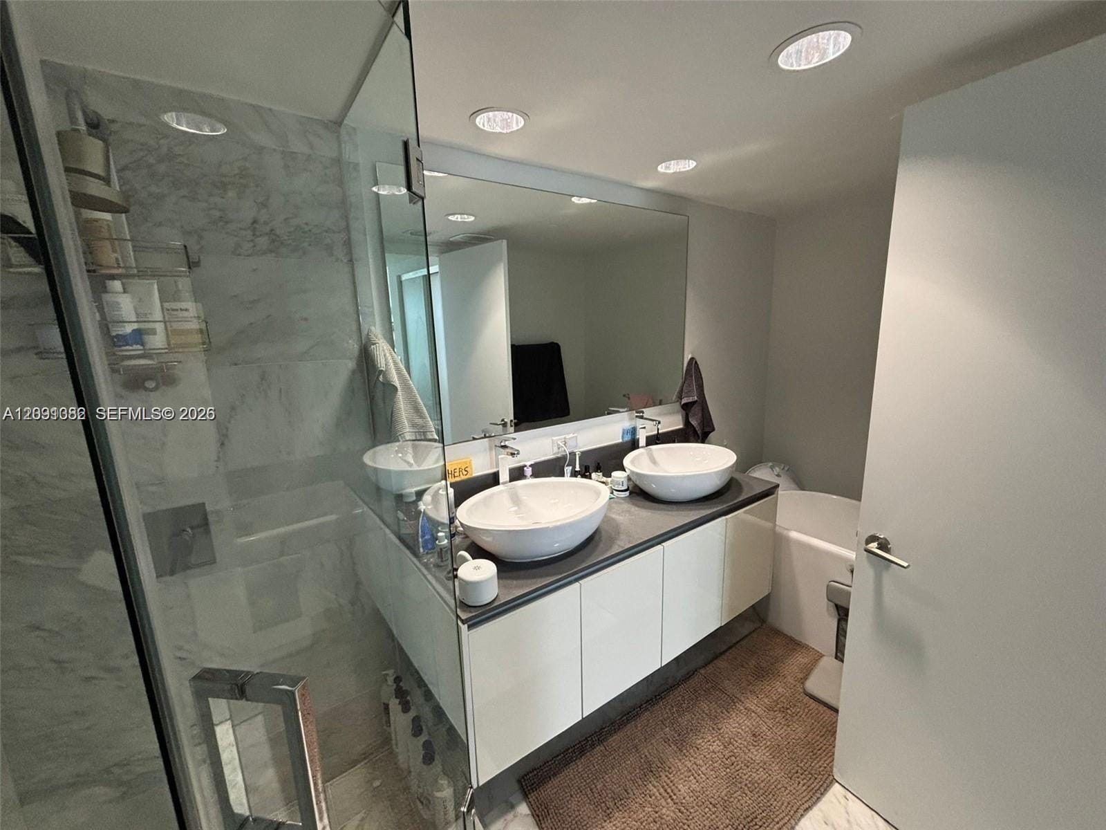 9821 E Bay Harbor Drive 703 — photo 9