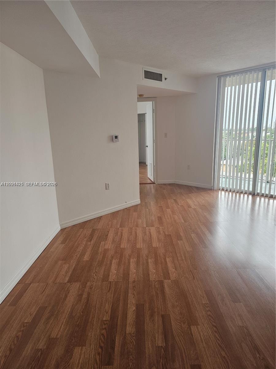 102 SW 6th Avenue 604 — photo 7