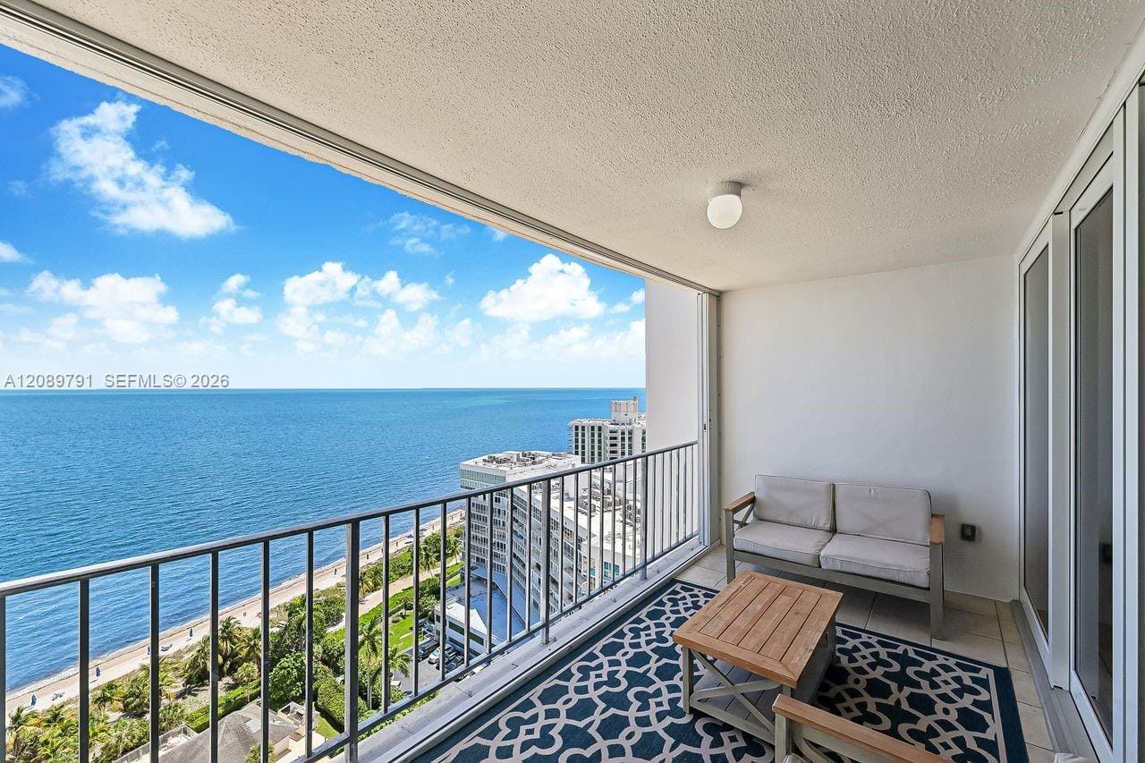 881 Ocean Drive 19C, Key Biscayne, FL 33149 photo 2