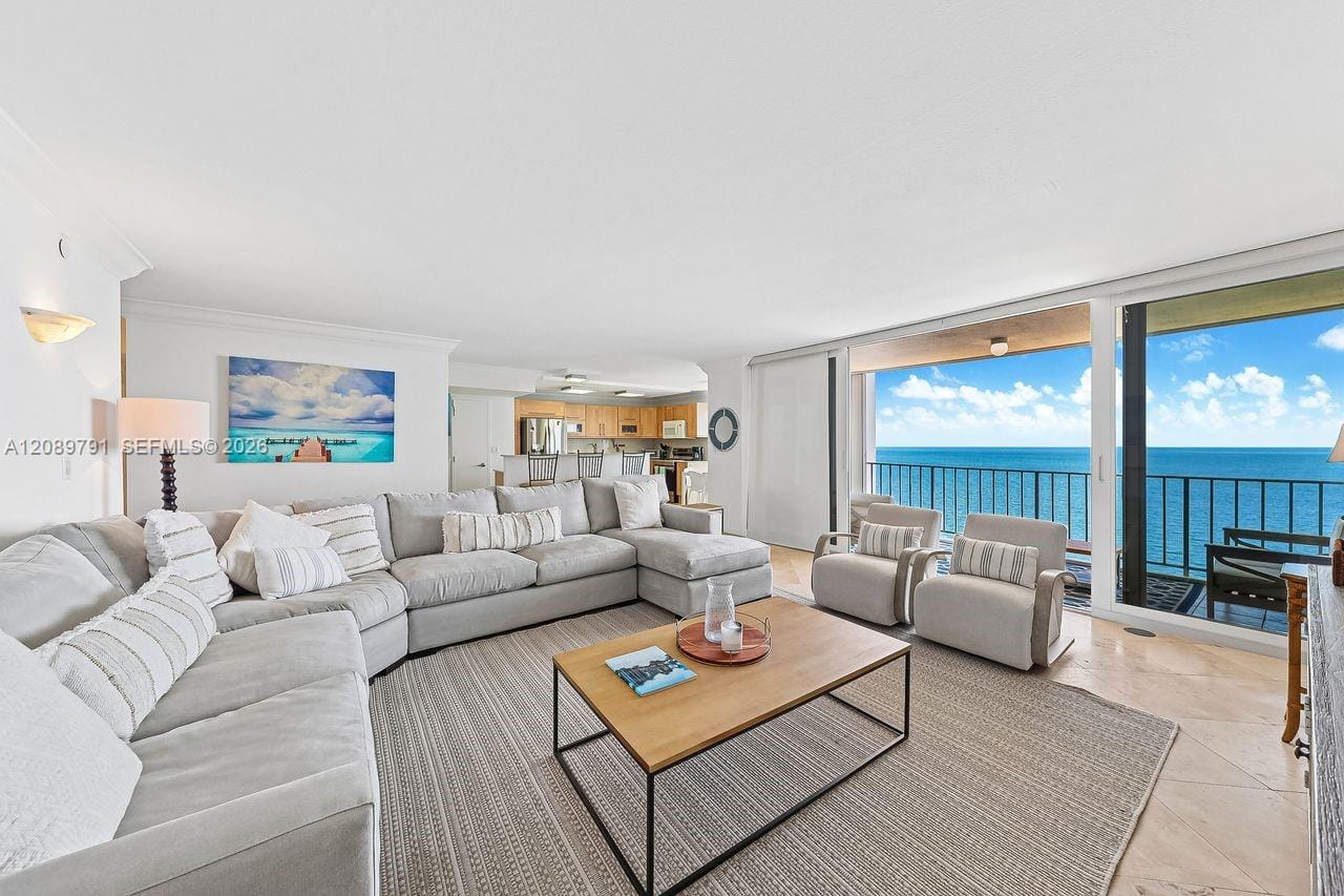 881 Ocean Drive 19C, Key Biscayne, FL 33149 photo 7