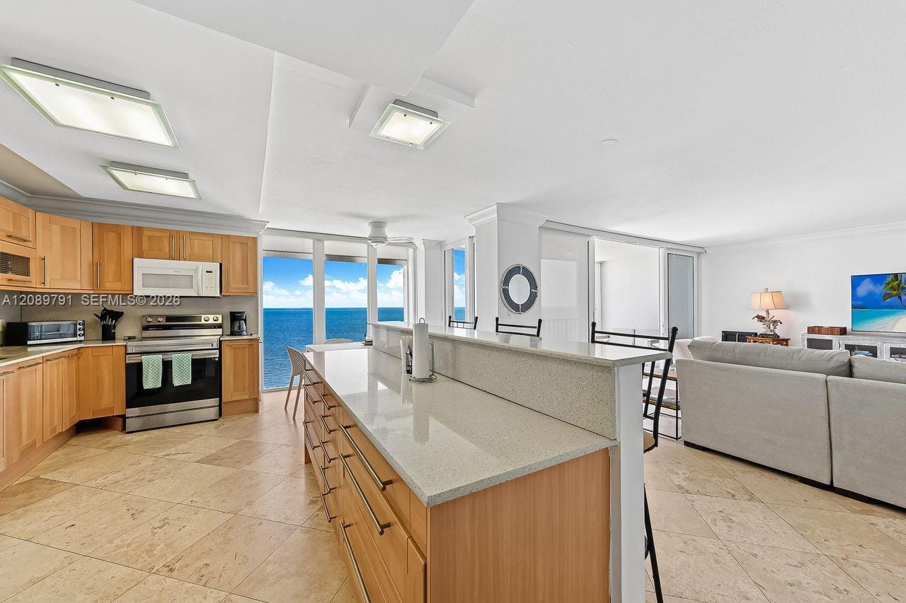 881 Ocean Drive 19C, Key Biscayne, FL 33149 photo 10