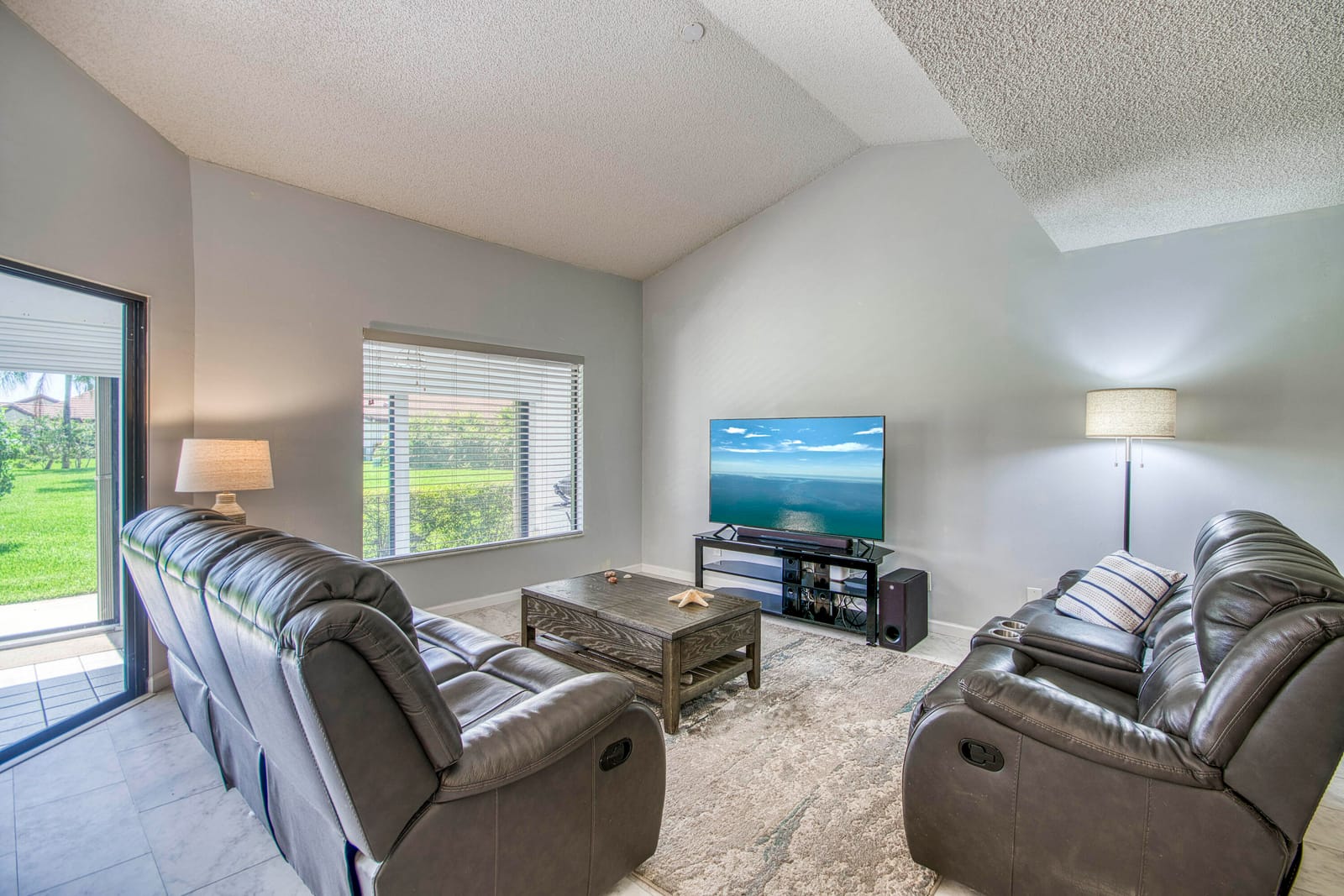 8206 Mooring Circle, Boynton Beach, FL 33472 photo 6