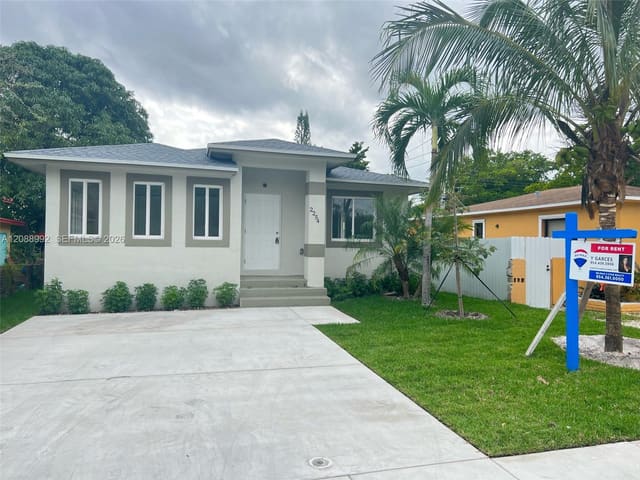 2254 Cody Street, Hollywood, FL 33020