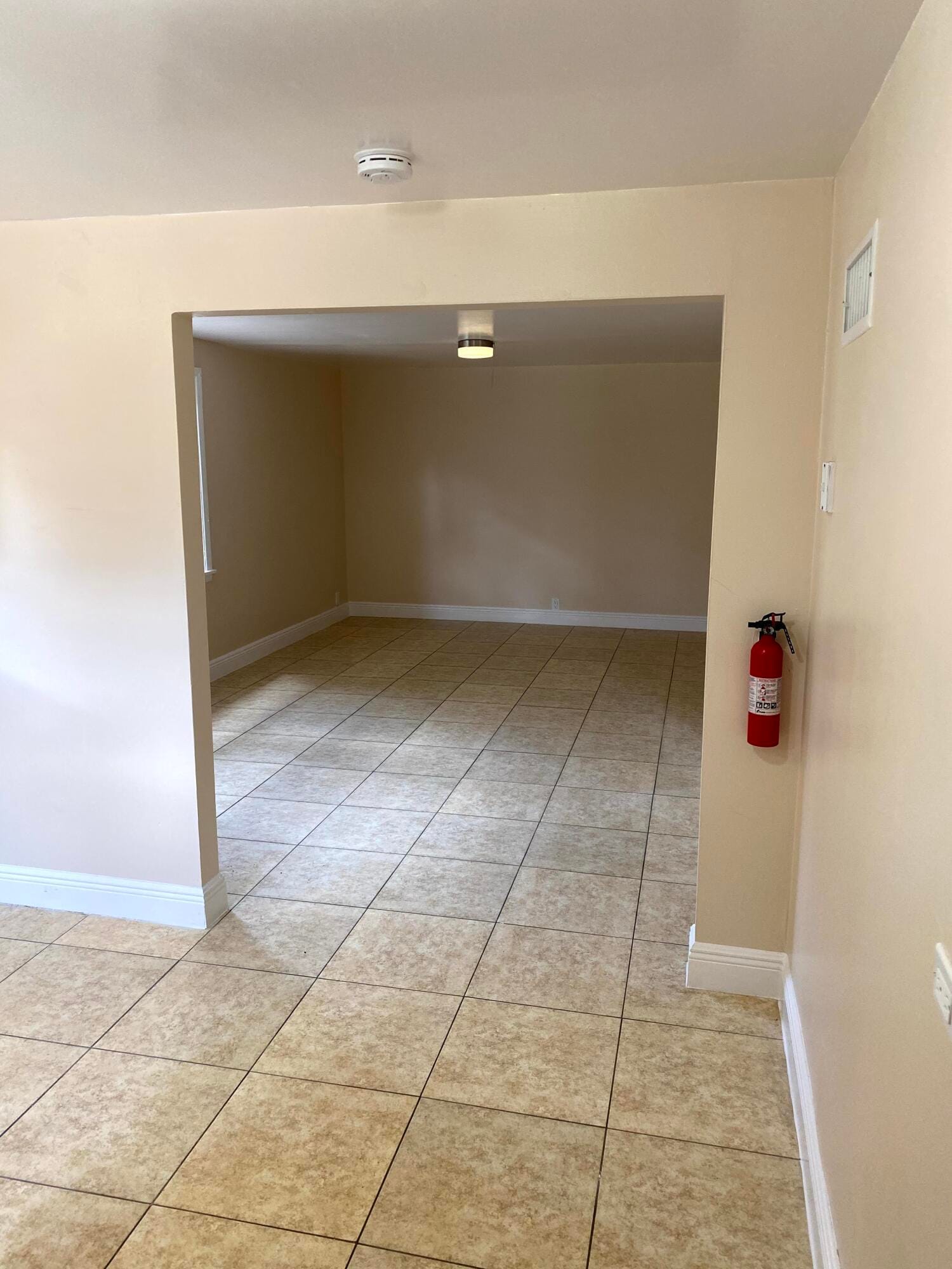 4821 Vermont Avenue #2 — photo 3