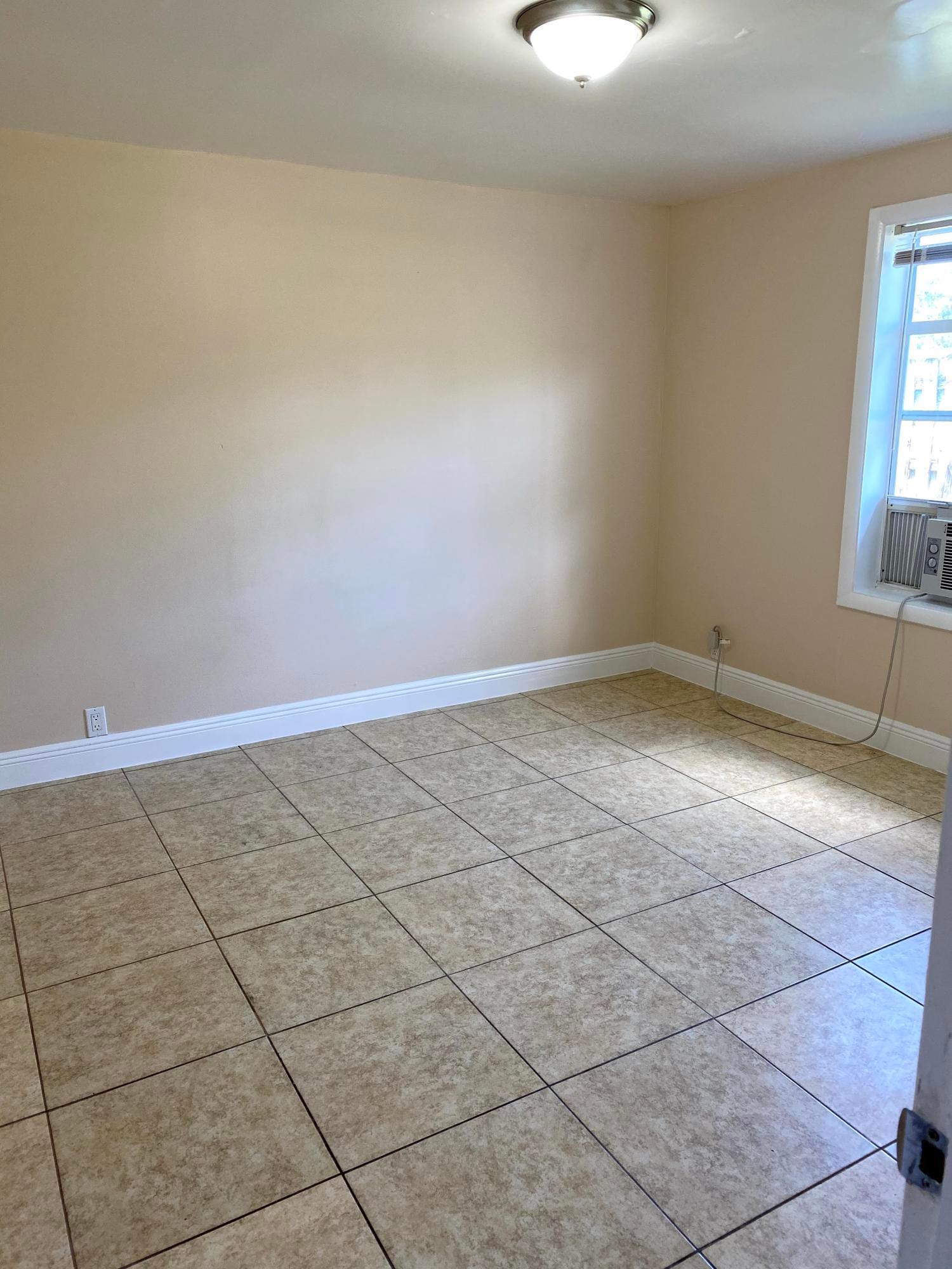 4821 Vermont Avenue #2 — photo 5