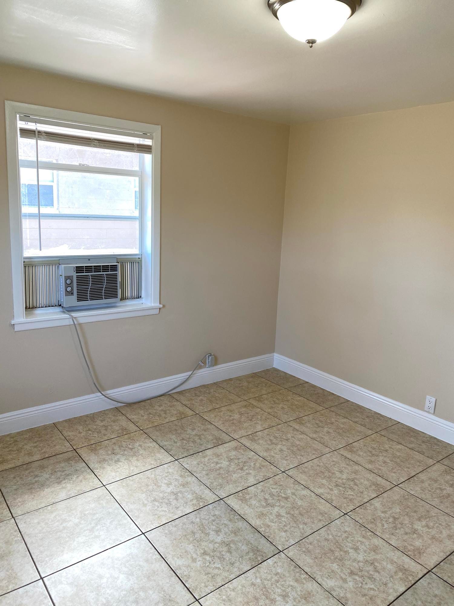 4821 Vermont Avenue #2 — photo 8