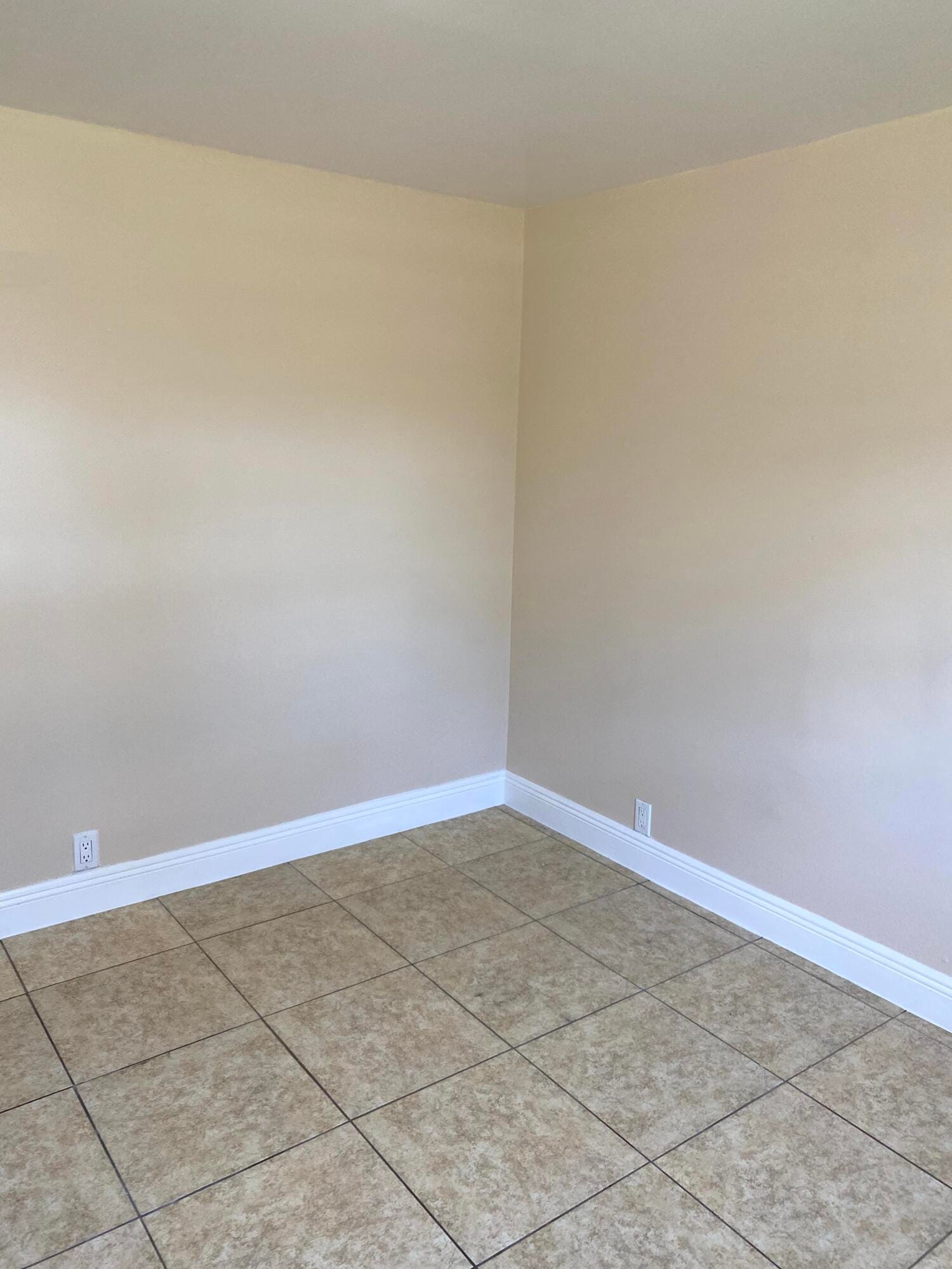 4821 Vermont Avenue #2 — photo 9