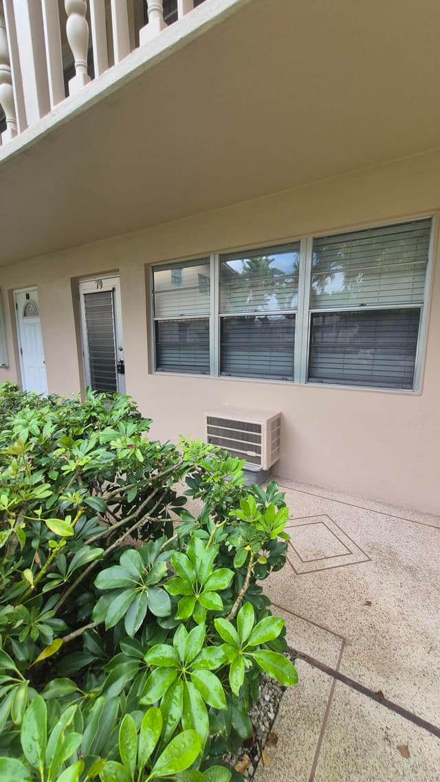 79 Canterbury D, West Palm Beach, FL 33417