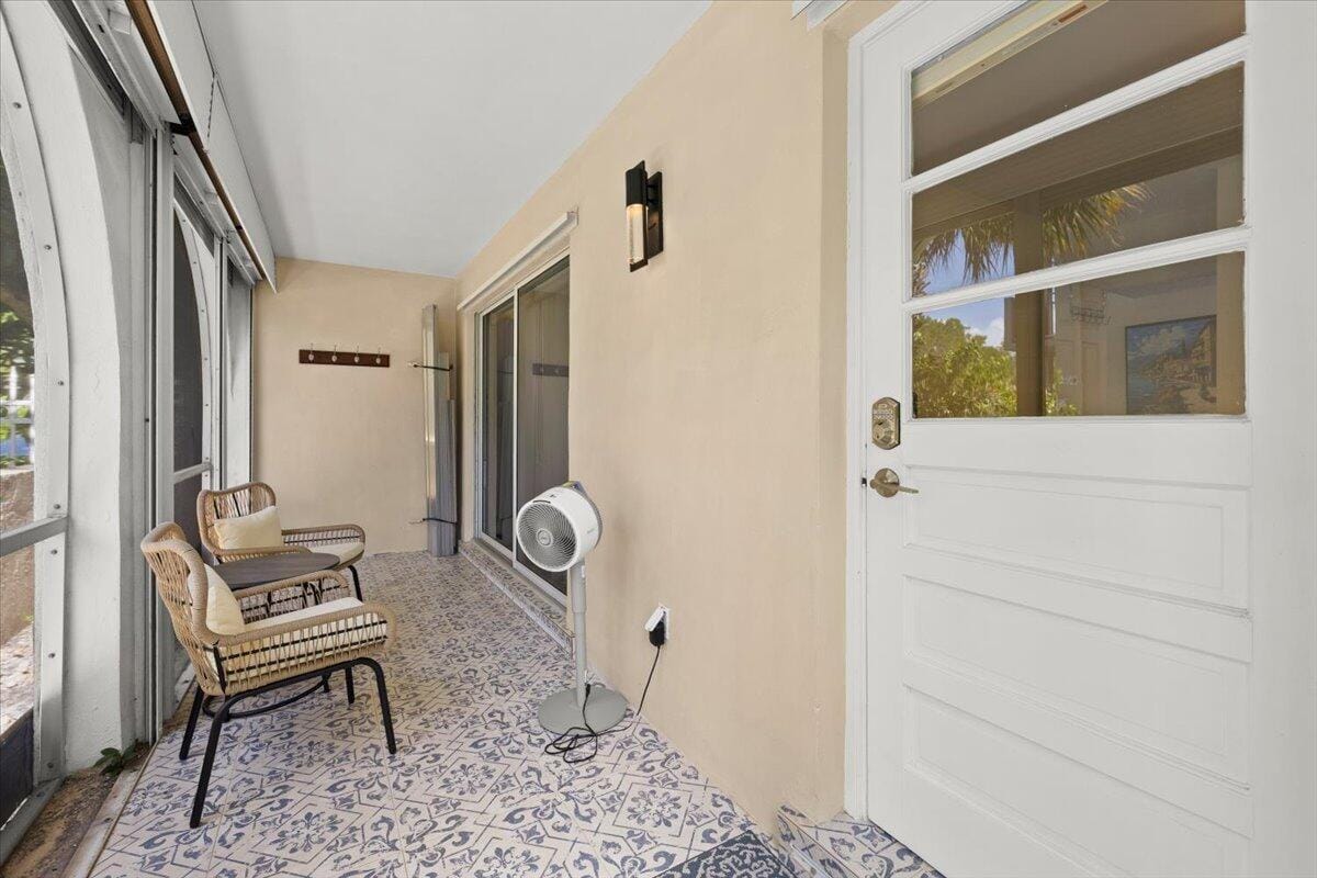 250 NE 20TH Street, Boca Raton, FL 33431 photo 24