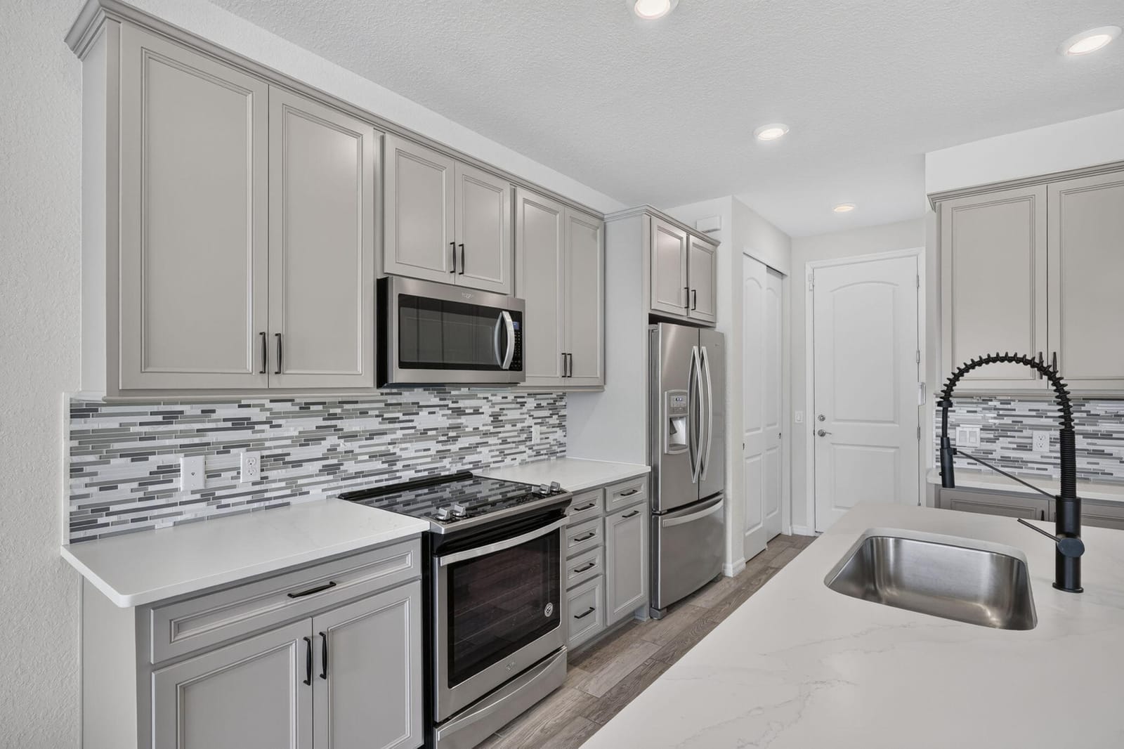 8245 CADRE NOIR Road — photo 9