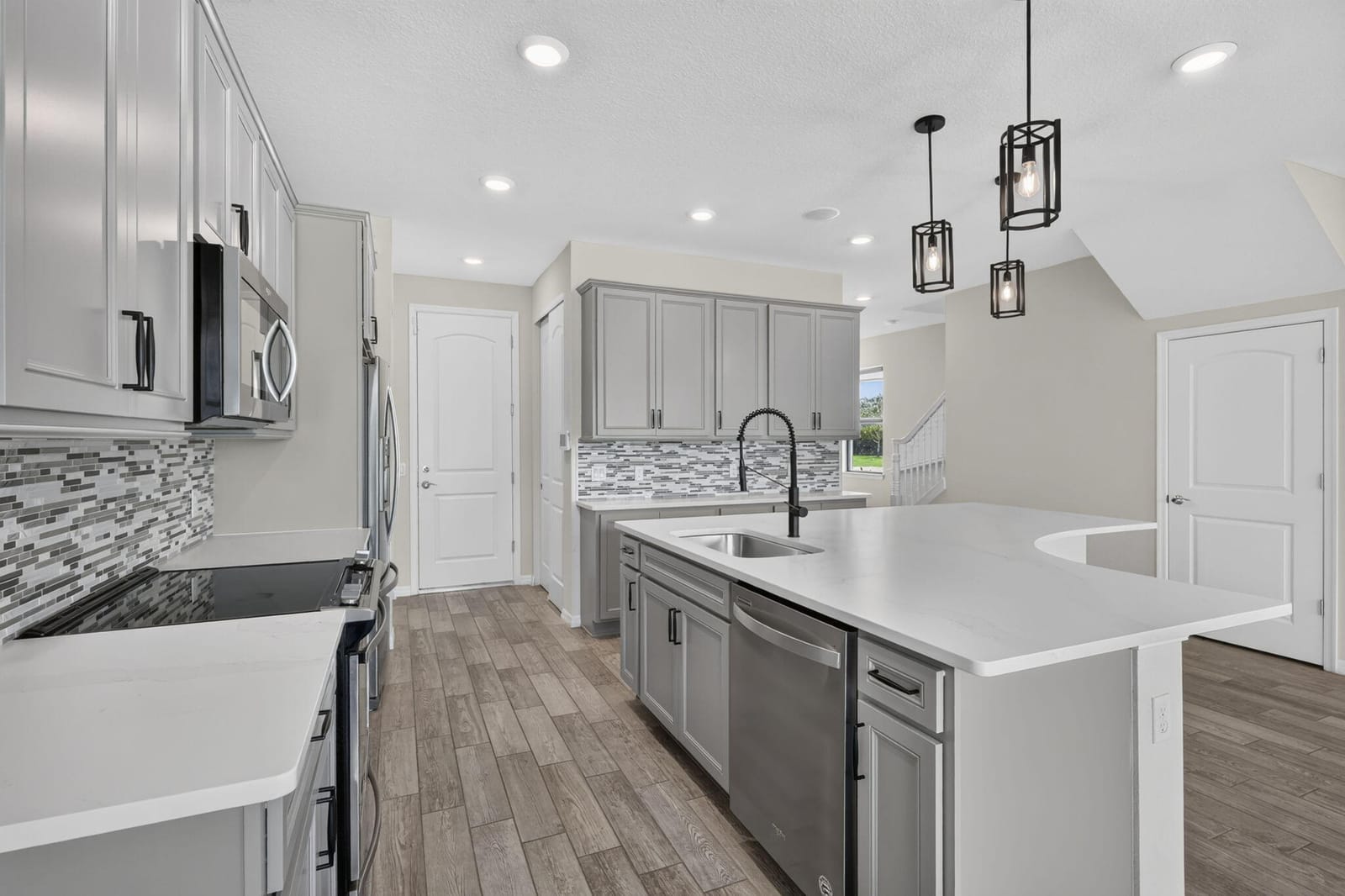 8245 CADRE NOIR Road — photo 10