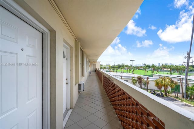 1800 79th St Causeway A307, North Bay Village, FL 33141