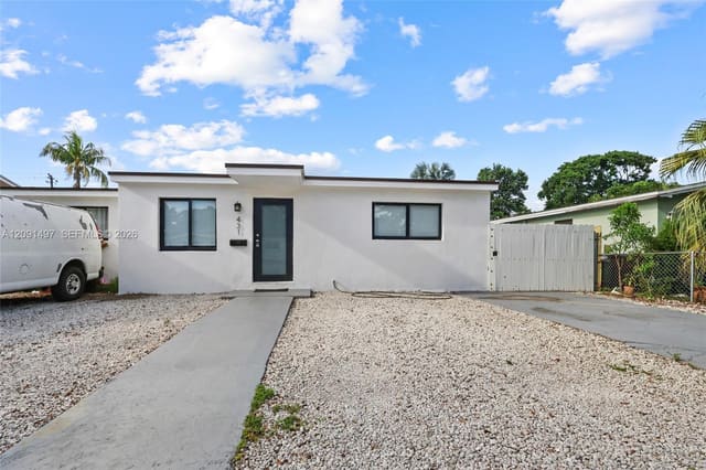 431 E 62nd Street, Hialeah, FL 33013