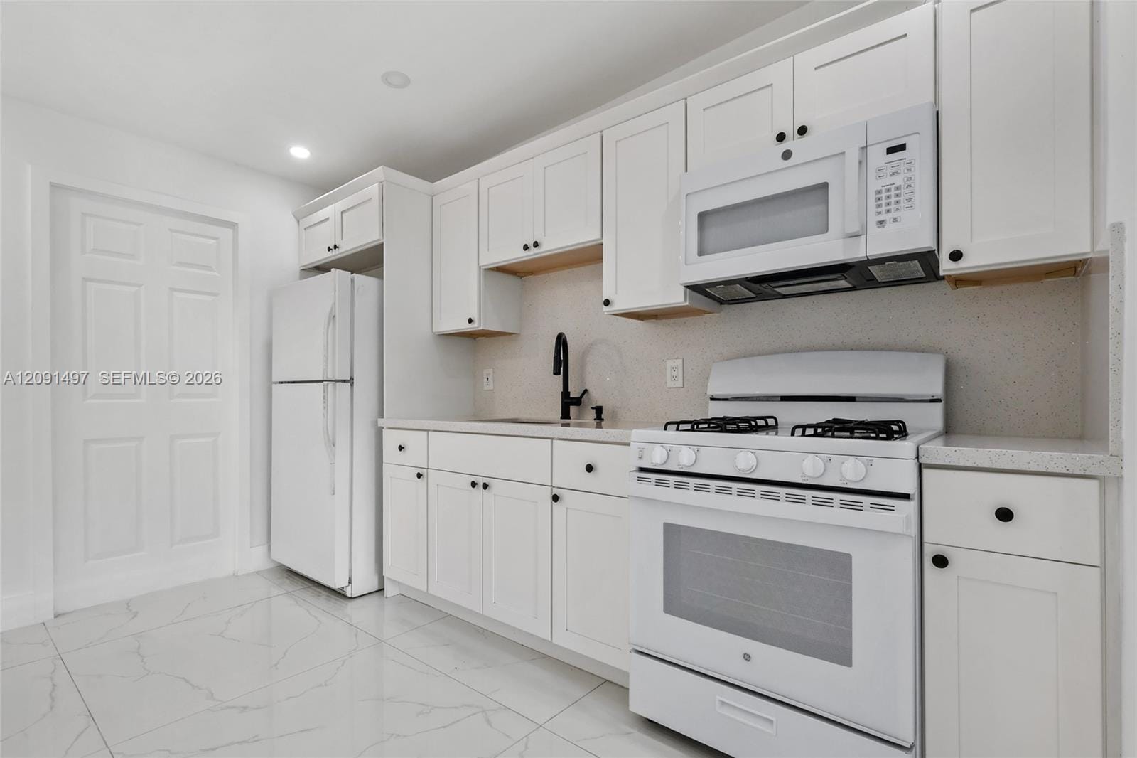 431 E 62nd Street, Hialeah, FL 33013 photo 4