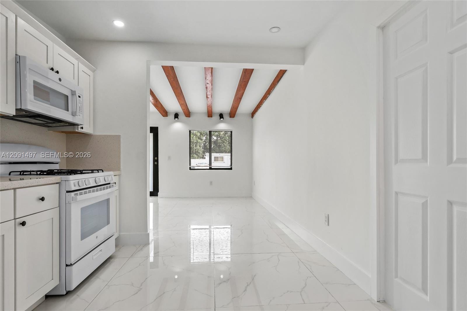 431 E 62nd Street, Hialeah, FL 33013 photo 9