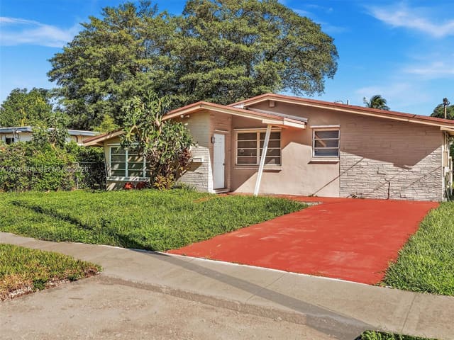 365 NE 171st Terrace, North Miami Beach, FL 33162