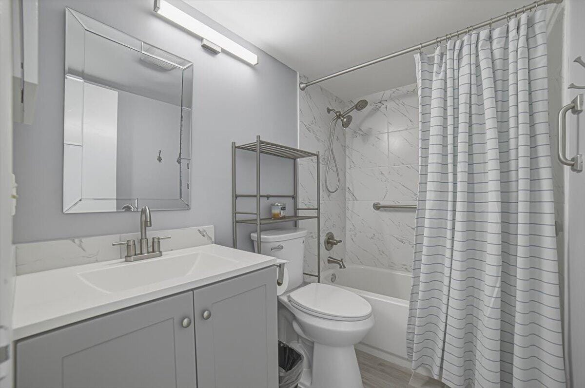 167 Lyndhurst L, Deerfield Beach, FL 33442 photo 19