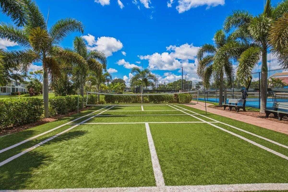 167 Lyndhurst L, Deerfield Beach, FL 33442 photo 24