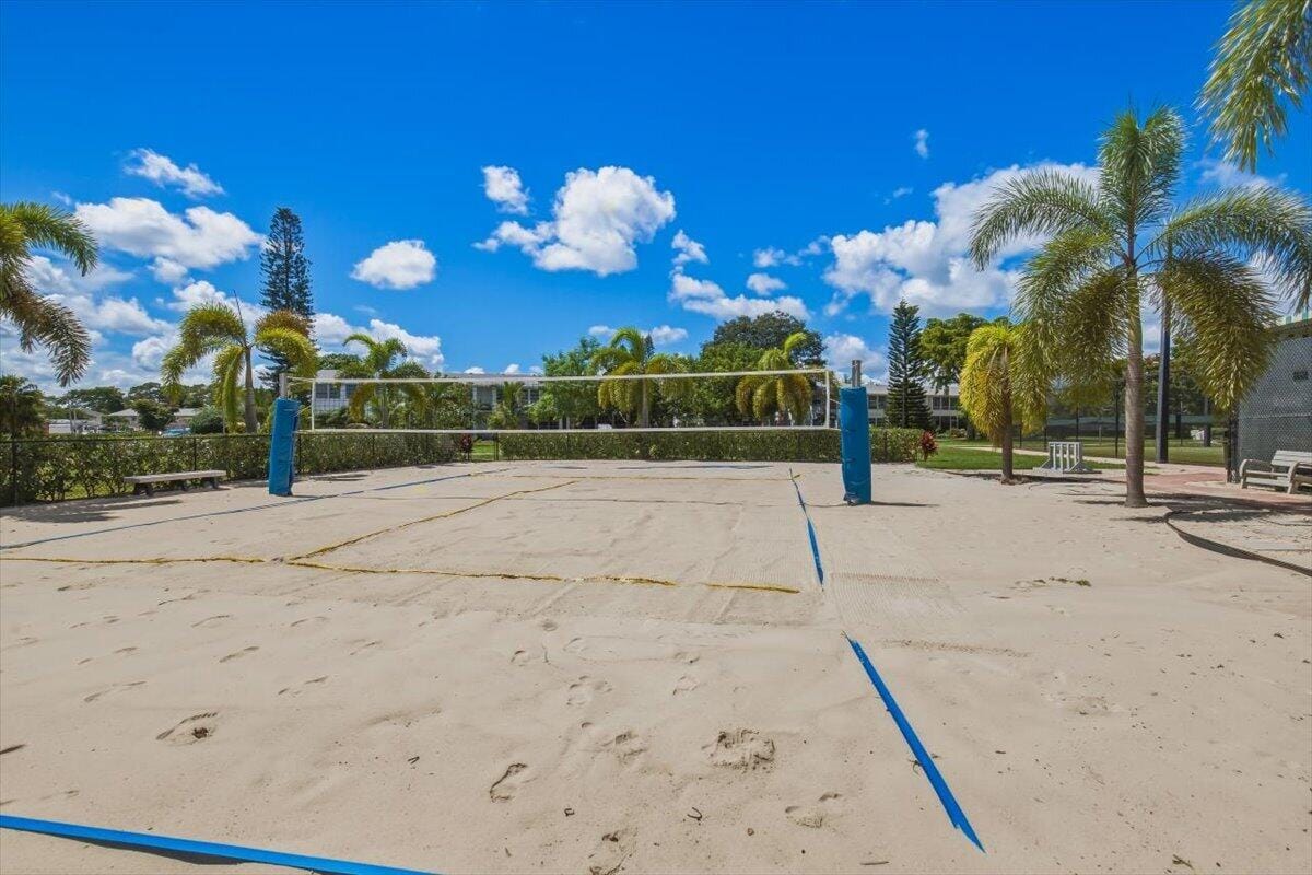 167 Lyndhurst L, Deerfield Beach, FL 33442 photo 25