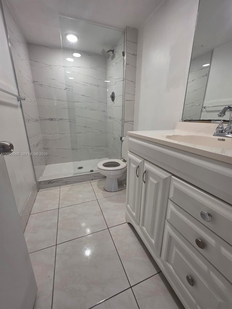 16950 W Dixie Hwy B225 Highway B-225, North Miami Beach, FL 33160 photo 16