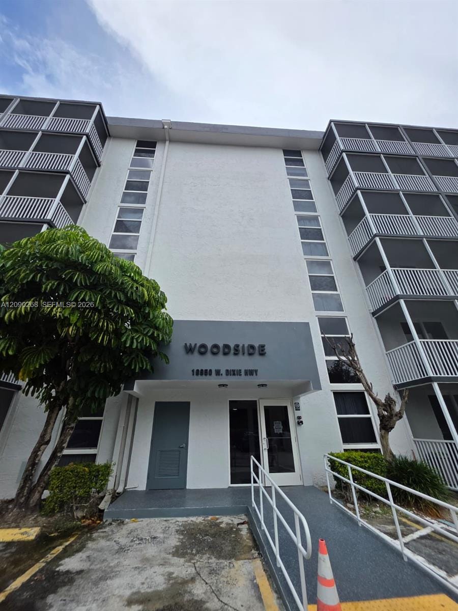 16950 W Dixie Hwy B225 Highway B-225, North Miami Beach, FL 33160 photo 26