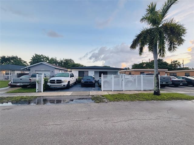 2221 Charleston Street, New Liberia, Hollywood, FL