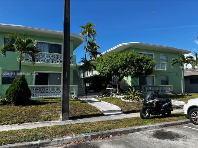 2072 NE 169th Street 8, North Miami Beach, FL 33162