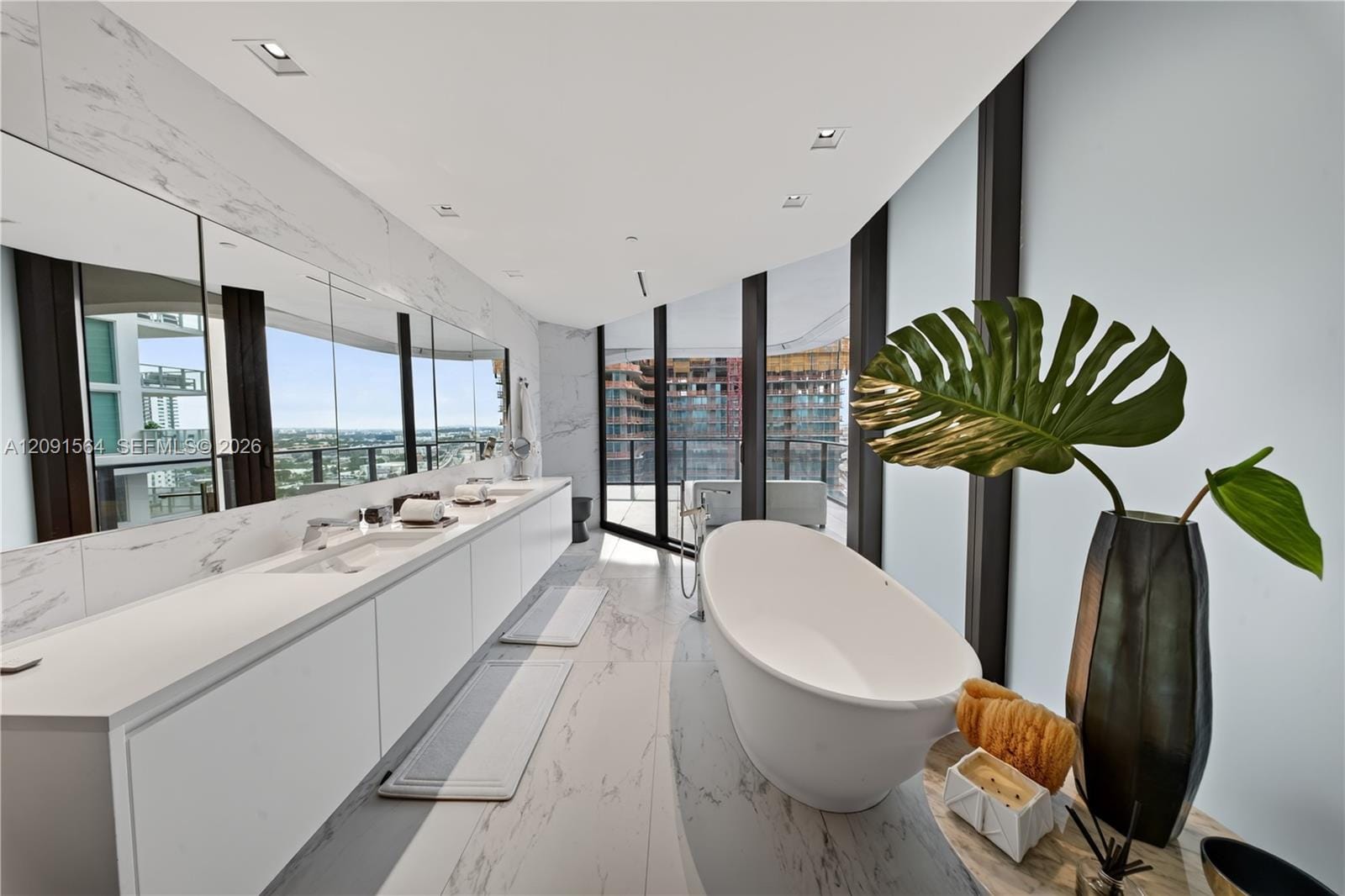 1000 NE Biscayne Boulevard 2202, Miami, FL 33132 photo 24