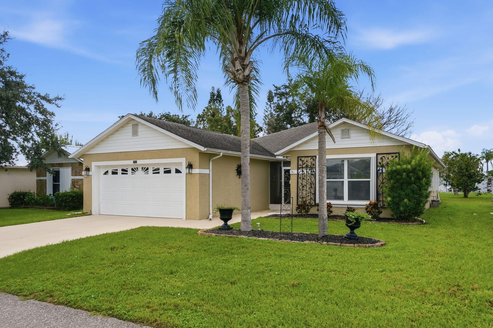 6644 PICANTE Circle — photo 2