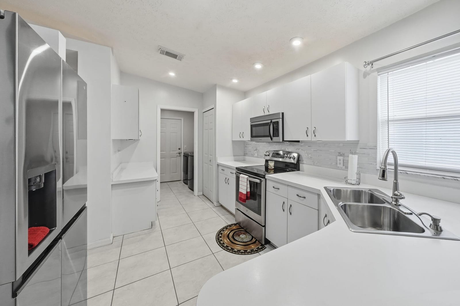 6644 PICANTE Circle, Fort Pierce, FL 34951 photo 18