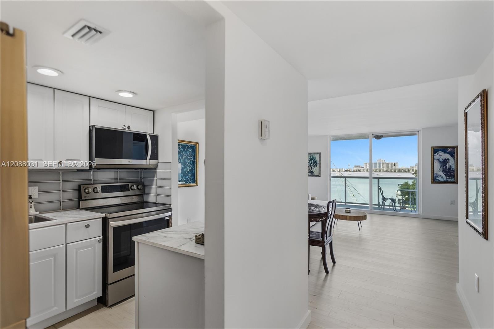 2841 NE 163rd Street 607 — photo 11