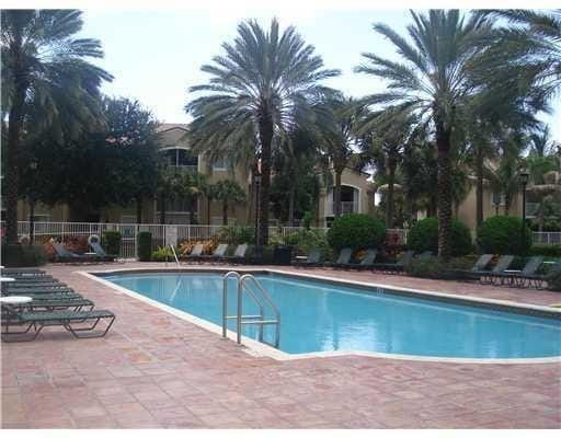 248 Village Boulevard 3104 — photo 4