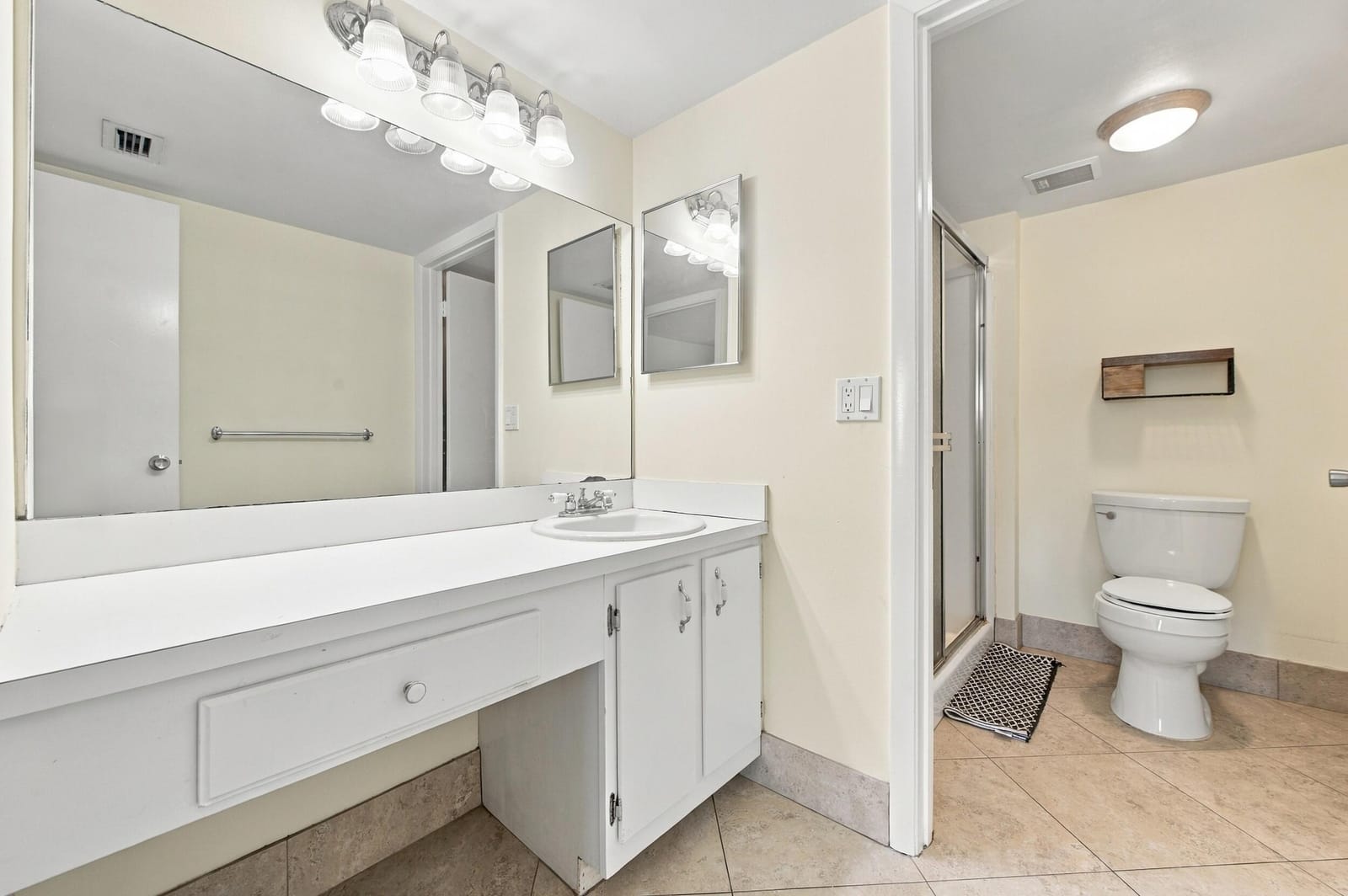 6585 Somerset Drive 102, Boca Raton, FL 33433 photo 13