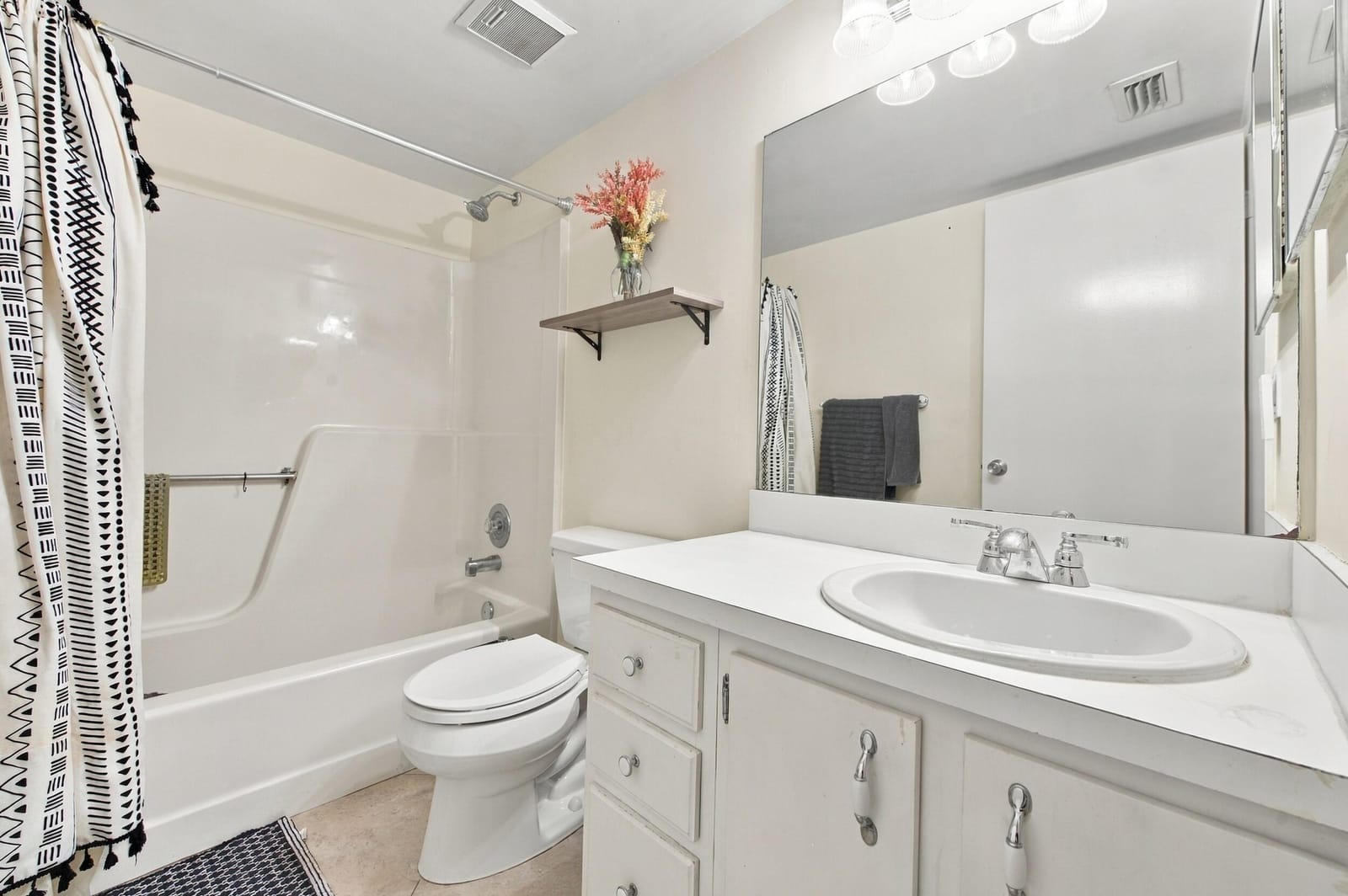 6585 Somerset Drive 102, Boca Raton, FL 33433 photo 17