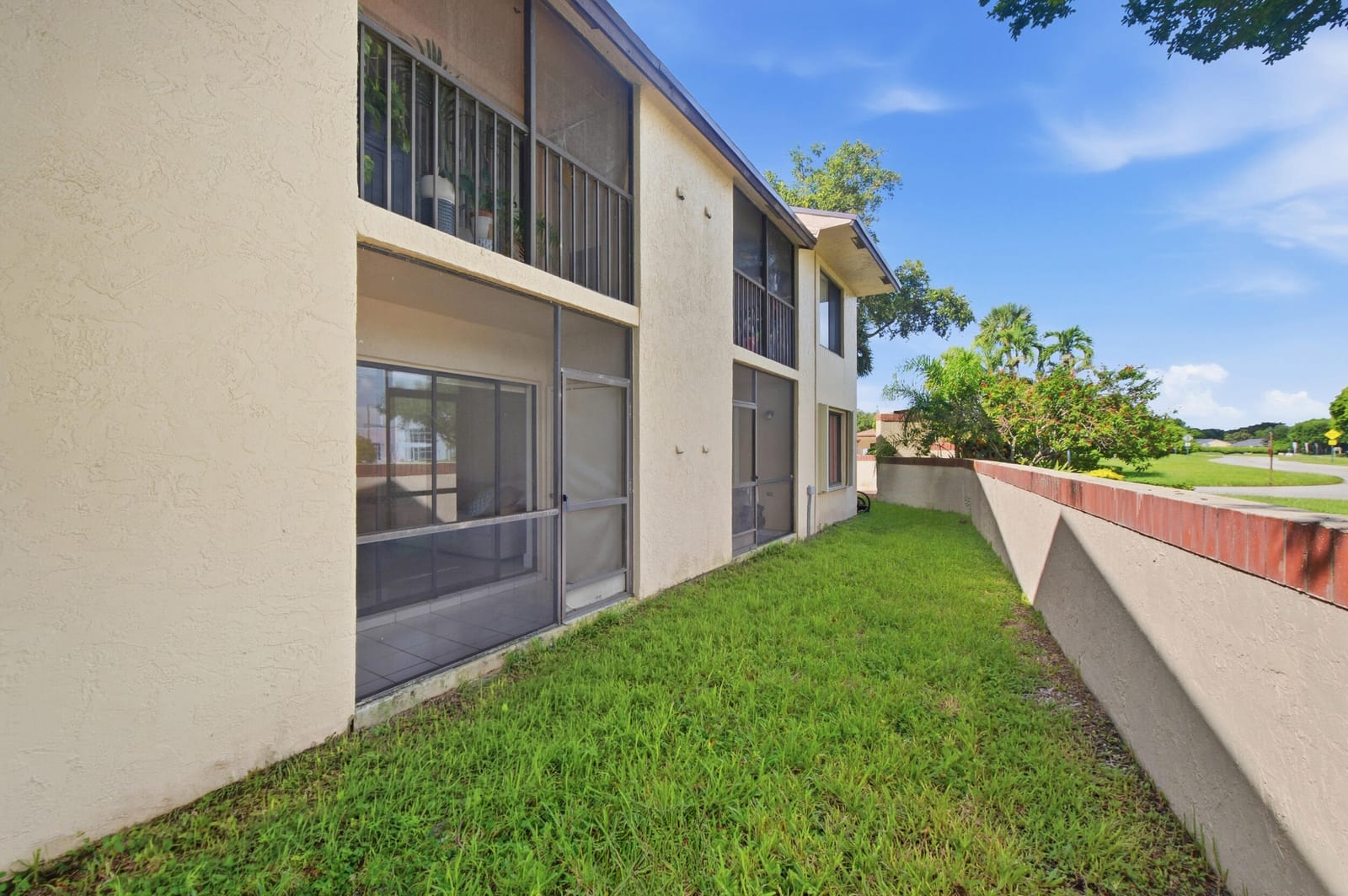 6585 Somerset Drive 102, Boca Raton, FL 33433 photo 23