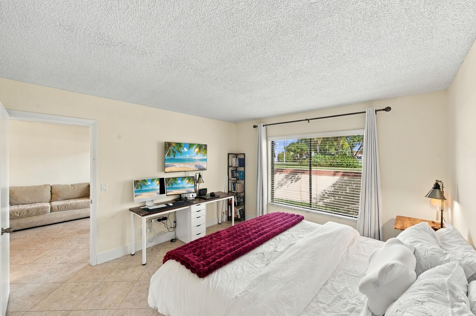 6585 Somerset Drive 102 — photo 10