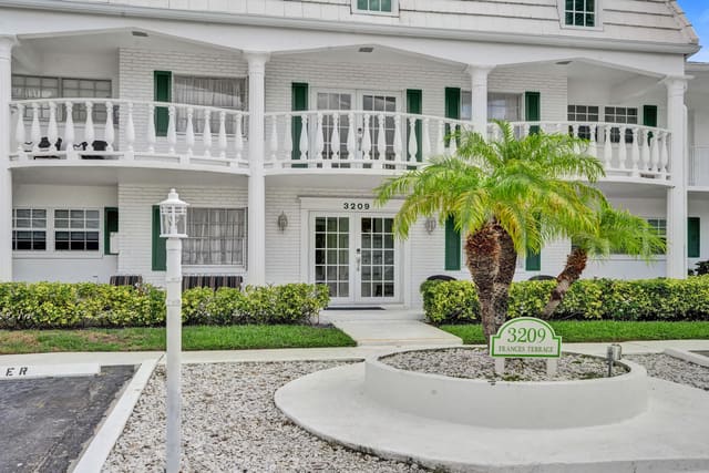 3209 NE 36TH Street 3C, Frances Terrace, Fort Lauderdale, FL