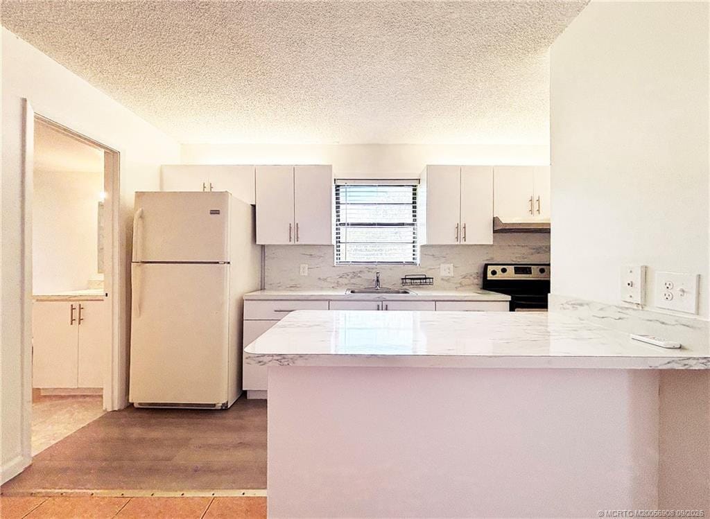 1041 SE Monterey Road 2-15, Stuart, FL 34994 photo 6