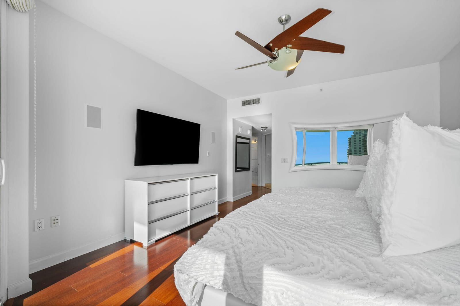 333 Las Olas Way 2702, Fort Lauderdale, FL 33301 photo 22